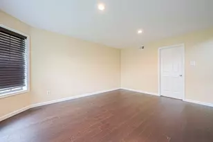 2039 Shorewood Ln, Sugar Land, TX 77479 - Photo 7