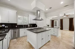 1711 Oak Shade Dr, Sugar Land, TX 77479 - Photo 17