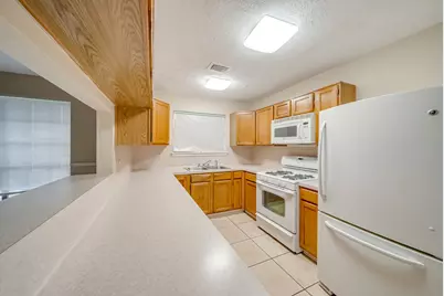 3812 Redbud Drive, La Porte, TX 77571 - Photo 3