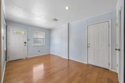 4802 Elm Street, Pearland, TX 77581 - Photo 5