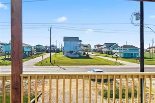 1743 Bluewater Hwy, Surfside Beach, TX 77541 - Photo 17