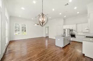 1404 W 25th St, Houston, TX 77008 - Photo 7