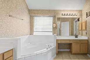 10943 Spruce Dr N, La Porte, TX 77571 - Photo 17