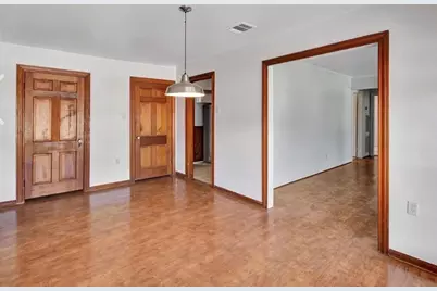 2044 Thonig Road, Houston, TX 77055 - Photo 3