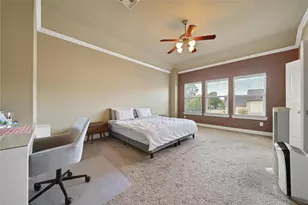 1113 Sherwood Trail, Houston, TX 77043 - Photo 11