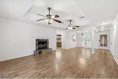 2564 Highland Park Drive, Orange, TX 77632 - Photo 11