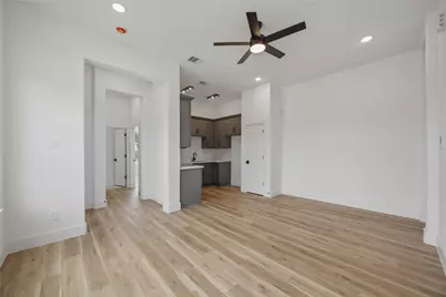 7900 Bowen Street #A-B, Houston, TX 77051 - Photo 7
