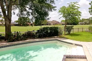 27 Charleston Street N, Sugar Land, TX 77478 - Photo 7