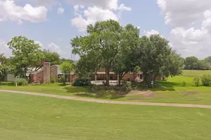 27 Charleston Street N, Sugar Land, TX 77478 - Photo 1