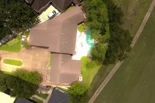 27 Charleston Street N, Sugar Land, TX 77478 - Photo 3