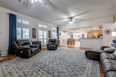 507 Clear Creek Meadows Drive, League City, TX 77573 - Photo 13