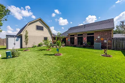 507 Clear Creek Meadows Drive, League City, TX 77573 - Photo 5