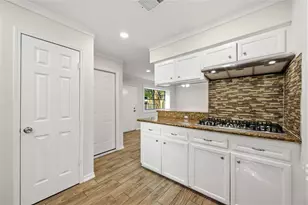 10510 Sapling Way, Houston, TX 77031 - Photo 13
