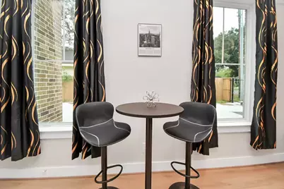 5718 Beall Street #D, Houston, TX 77091 - Photo 9