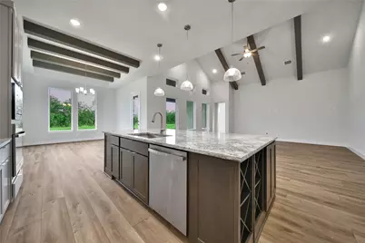 4602 Magnolia Bend Drive, Rosharon, TX 77583 - Photo 9