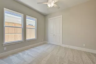 67 Thorpe Ln, Spring, TX 77389 - Photo 5