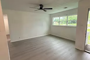 10205 Sierra Dr, Houston, TX 77051 - Photo 3