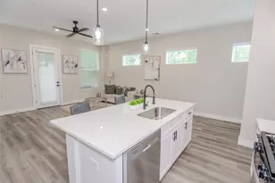 11 Wellford St, Houston, TX 77022 - Photo 7
