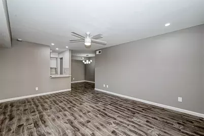 4645 Wild Indigo Street #375, Houston, TX 77027 - Photo 13