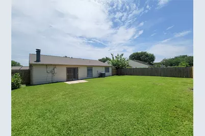 8530 Quail Burg Lane, Houston, TX 77489 - Photo 37