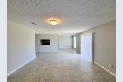 8530 Quail Burg Lane, Houston, TX 77489 - Photo 9