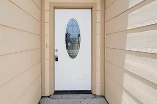 8530 Quail Burg Ln, Houston, TX 77489 - Photo 3