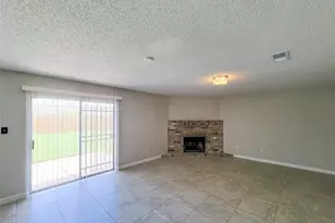 8530 Quail Burg Ln, Houston, TX 77489 - Photo 5