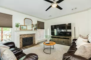 2601 Piney Woods Dr, Pearland, TX 77581 - Photo 7