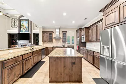 2407 Mallorca Pass, League City, TX 77573 - Photo 11
