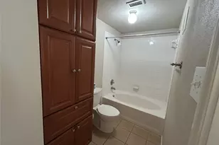 2255 Braeswood Park Dr, Houston, TX 77030 - Photo 23