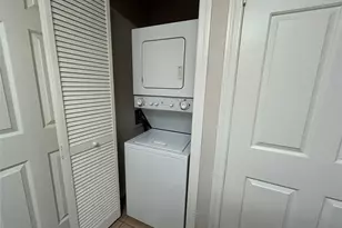 2255 Braeswood Park Dr, Houston, TX 77030 - Photo 25