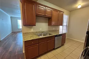 2255 Braeswood Park Dr, Houston, TX 77030 - Photo 11