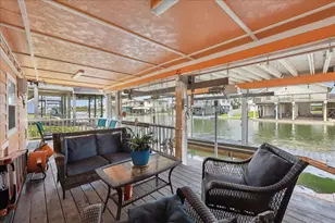 22922 Lunes St, Galveston, TX 77554 - Photo 21