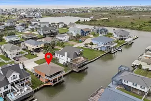 22922 Lunes St, Galveston, TX 77554 - Photo 33