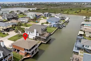 22922 Lunes St, Galveston, TX 77554 - Photo 31