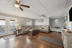 22922 Lunes St, Galveston, TX 77554 - Photo 3