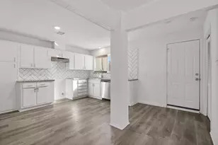 4414 Tavenor Ln, Houston, TX 77047 - Photo 5