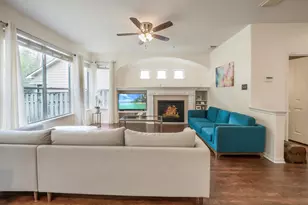 14 N Flickering Sun Cir, The Woodlands, TX 77382 - Photo 13