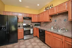 16911 Tranquil Dr, Sugar Land, TX 77498 - Photo 7