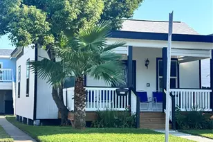 2811 Ave Q 1/2, Galveston, TX 77550 - Photo 31