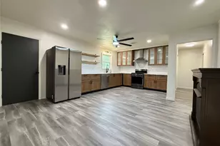 1415 Windwood St, Vidor, TX 77662 - Photo 5