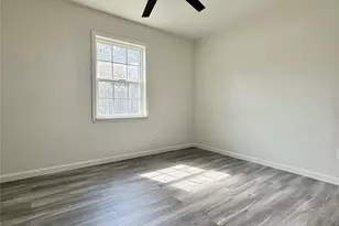 1415 Windwood St, Vidor, TX 77662 - Photo 9
