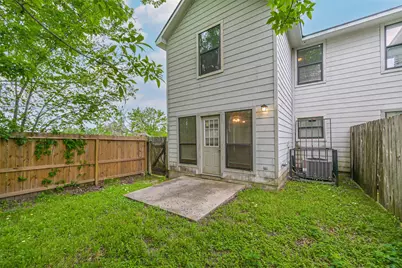 4645 Knoxville Street, Houston, TX 77051 - Photo 15
