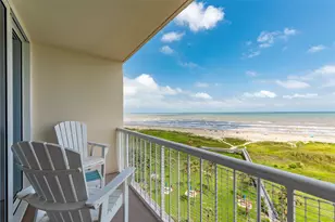 1401 E Beach Dr, Galveston, TX 77550 - Photo 25