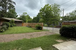 905 Persimmon Ave, Lufkin, TX 75904 - Photo 11
