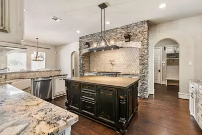 1430 Winding Canyon Court, Katy, TX 77493 - Photo 9