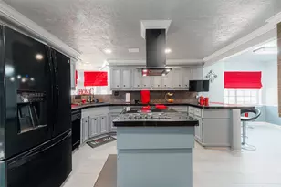 8119 Birchglen Ln, Houston, TX 77070 - Photo 5