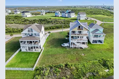 25931 Bay Breeze Drive, Galveston, TX 77554 - Photo 9