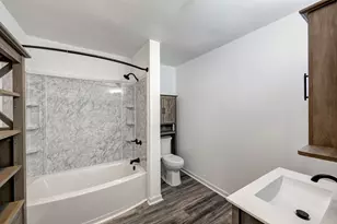 639 Manor St, Houston, TX 77015 - Photo 9