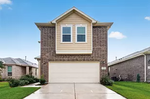 15723 Autumn Chicory Dr, Houston, TX 77044 - Photo 1